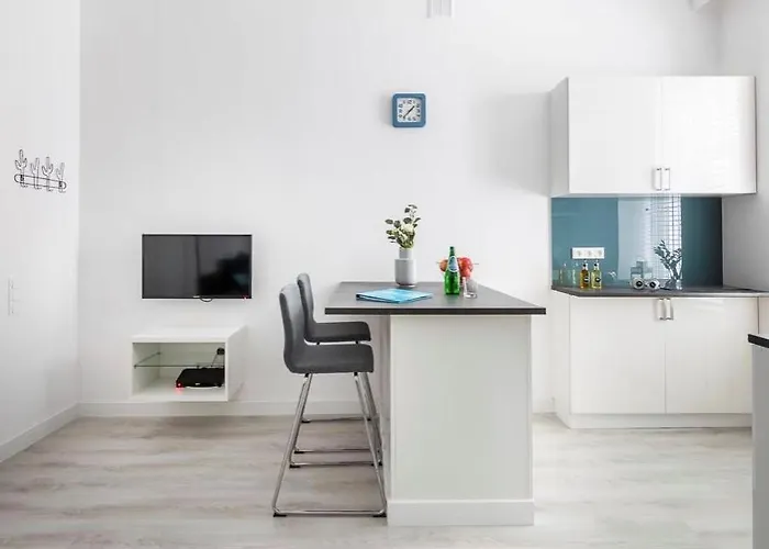 Wspolna 54 - Blue - Good Apartments